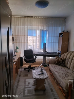 De vânzare apartament cu trei camere confort 1  - imagine 4
