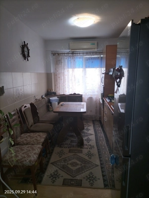 De vânzare apartament cu trei camere confort 1  - imagine 7