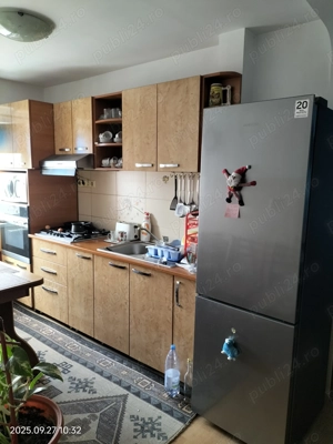 De vânzare apartament cu trei camere confort 1  - imagine 3