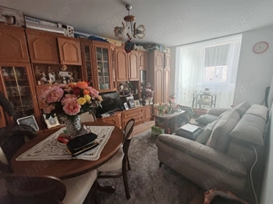 Apartament 4 camere de vânzare zona Favorit