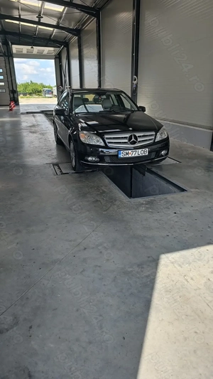 Vand mercedes w204 anul 2009