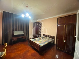 Apartament cu 2 camere , 6o mp , zona Dambovita