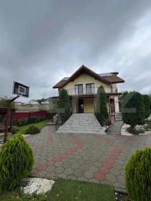 Casă individuală de vânzare în Nazna – 2200 mp teren, 300 mp utili - imagine 2