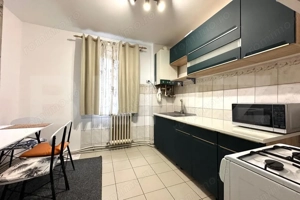 Apartament de vânzare 3 camere, 80 mp - zona Cetate Alba Iulia