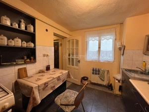 Lugoj, Casa  143 Mp, Total Teren 800 Mp., Str. Timisului - imagine 12