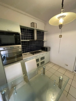 Comision 0%! Bdul Circumvalatiunii | Decomandat | Etaj 3 | Cu Centrala | Boxa in CF !! - imagine 9 Comision 0%! Bdul Circumvalatiunii | Decomandat | Etaj 3 | Cu Centrala | Boxa in CF !! - imagine 9