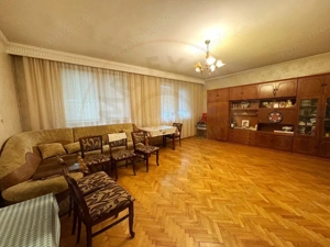 Oportunitate în Pitești! Casă S+P+2E+M, 300 mp utili + 500 mp curte - imagine 12