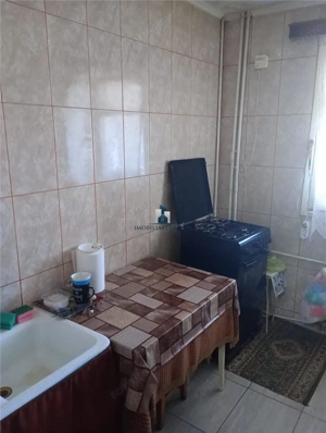 Vanzare Apartament 3 Camere Semidecomandat Piata Sudului-Anton Bacalbasa