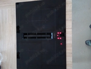 Plită incorporabilă cu hotă integrată Bosch PVQ731F15E