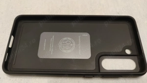 Husa Spigen Thin Fit pentru Samsung Galaxy S21 FE Negru