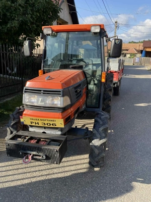 Tractor Kubota 28cp cu plug si freza 