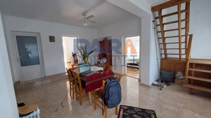 Casă 2015 - 4 dormitoare, 2 băi, 2 bucătării - imagine 4 Casă 2015 - 4 dormitoare, 2 băi, 2 bucătării - imagine 4