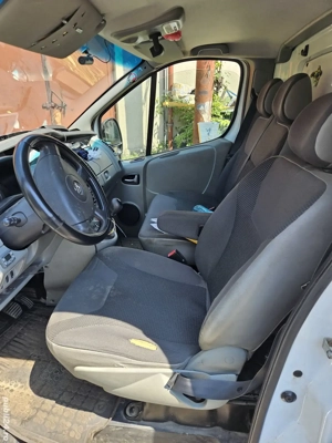 vand opel vivaro 2012  - imagine 5