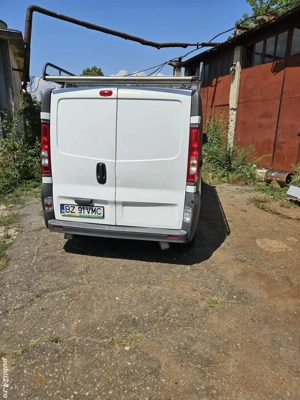 vand opel vivaro 2012  - imagine 4