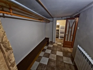 Casă individuală Km 5 – curte cu foișor, acces privat, termen lung - imagine 16 Casă individuală Km 5 – curte cu foișor, acces privat, termen lung - imagine 16