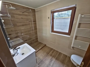 Casă individuală Km 5 – curte cu foișor, acces privat, termen lung - imagine 11 Casă individuală Km 5 – curte cu foișor, acces privat, termen lung - imagine 11