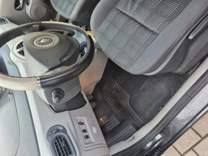 Vând Renault modus 1.5Dci - imagine 5 Vând Renault modus 1.5Dci - imagine 5