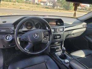 Mercedes-Benz E-Class Gri Metalizat Premium, Întreținut Exemplar - imagine 6
