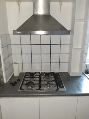 Vând apartament 2 Oradea Str Splaiul Crișanei 