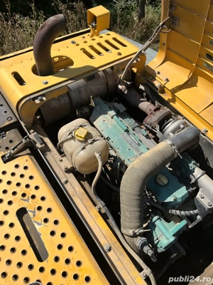 Excavator Volvo - imagine 2