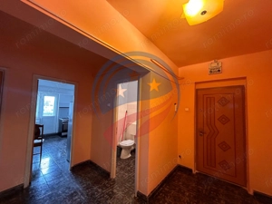 Apartament 3 camere decomandat de inchiriat pe Calea Severinului Craiova - imagine 7 Apartament 3 camere decomandat de inchiriat pe Calea Severinului Craiova - imagine 7