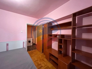 Apartament 3 camere decomandat de inchiriat pe Calea Severinului Craiova - imagine 8 Apartament 3 camere decomandat de inchiriat pe Calea Severinului Craiova - imagine 8
