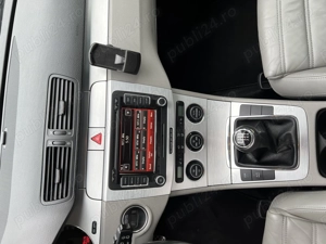 Volkswagen Passat - imagine 9