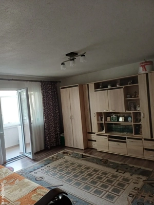 Apartament de vânzare.