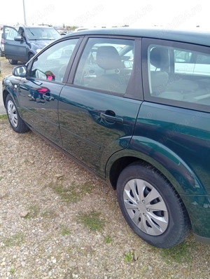 Ford Focus an 2007 Benzina