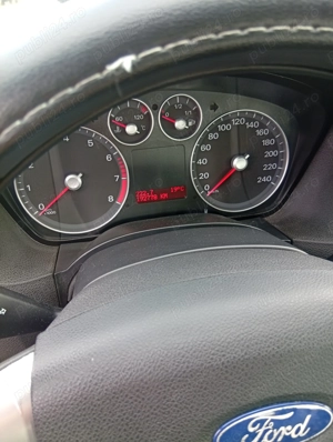 Ford Focus an 2007 Benzina  - imagine 2