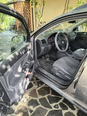 Vind VW,Golf 5, Motor 1, 9 Tdi 105, CP Euro 4  - imagine 6 Vind VW,Golf 5, Motor 1, 9 Tdi 105, CP Euro 4  - imagine 6