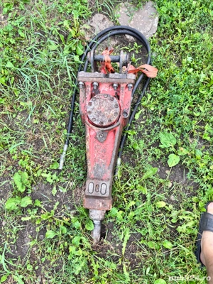 Picon Hidraulic 162 kg, mini-excavatoare 1,9-4,5 tone , schimb - imagine 2