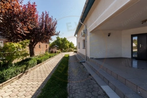 Casa visurilor cu livada roditoare si gradina amenajata Darmanesti-Arges - imagine 6