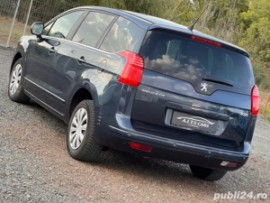 Peugeot 5008 1.6 HDI 2013 Navi Panoranic Posibilitate rate Transport gratuit - imagine 4
