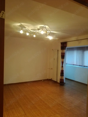 Inchiriez spatiu amenajare birou cabinet - imagine 4 Inchiriez spatiu amenajare birou cabinet - imagine 4