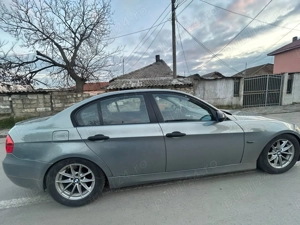 De vânzare BMW E90 funcționala accept variante auto  - imagine 4