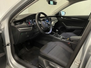 Skoda Octavia - imagine 5