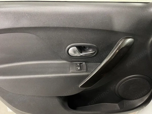 Dacia Logan - imagine 16