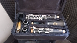 Vînd clarinet în sib 