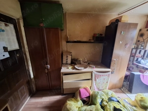 garsionera RAHOVA langa piata , etaj 3, 15mp, bloc din 1972 - imagine 6