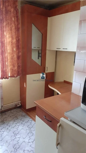 Apartament 3 camere Decomandat Moldovita - imagine 4