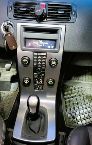 Volvo S40, an 2004, motor 2521 cm , 220 CP, Turbo, Benzină, Revizie 2024, Dotări, 2940 Euro - imagine 8