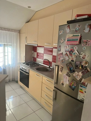 Inchiriez apartament