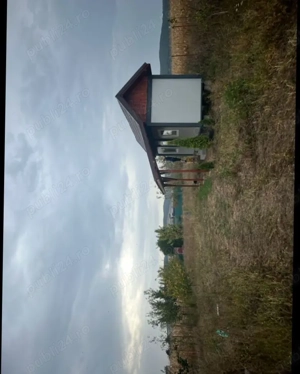 Vand 6 arii teren zona Unirii 