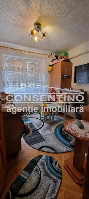 Se vinde apartament cu 3 camere , confort sporit , Micro 5 - imagine 2