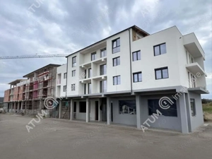 Apartament cu 3 camere 2 balcoane etaj 1 in Selimbar zona Triajului - imagine 2