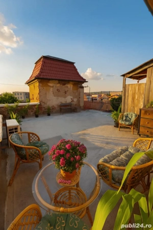 Vand apartament ultracentral deosebit cu panorama