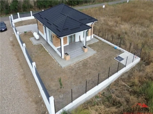 Casa de vanzare , in cartier nou Focsani Nord - Petresti - - imagine 4