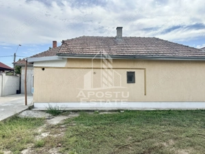Casa de vanzare cu teren 1451 mp, Dumbravita - imagine 9