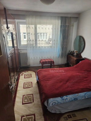 Centru - Apartament 3 camere - imagine 3